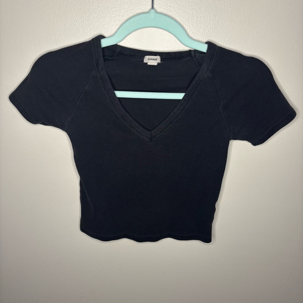 Garage Black V-Neck Cropped Top size S/Petite